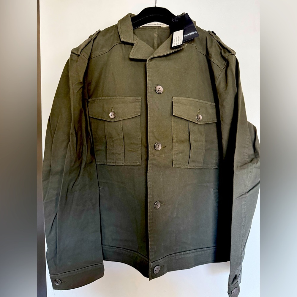 Men’s Standard Issue Olive green Military/Trucker jacket size L